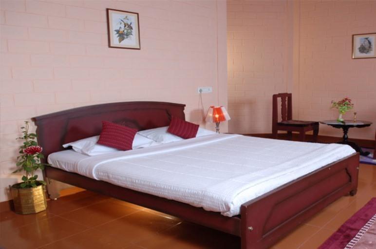 Sunbird Garden Resort Krishnagiri Chambre photo
